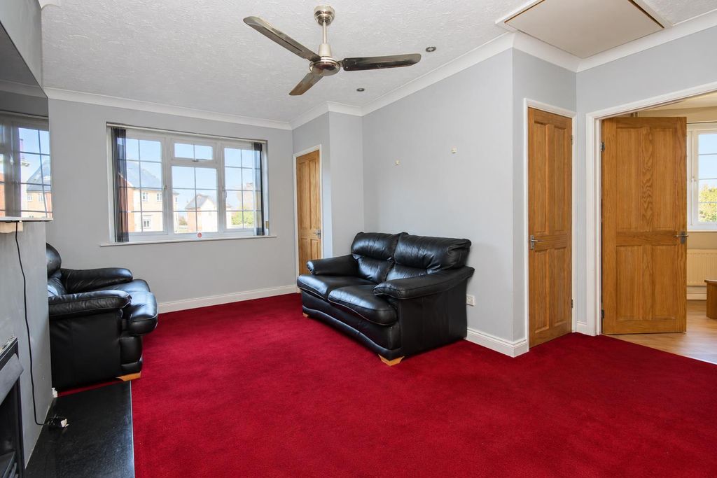 Property photo 2 of 11 78530Adf-7Baa-4c68-B2Aa-0Aff37Db73c9.Png