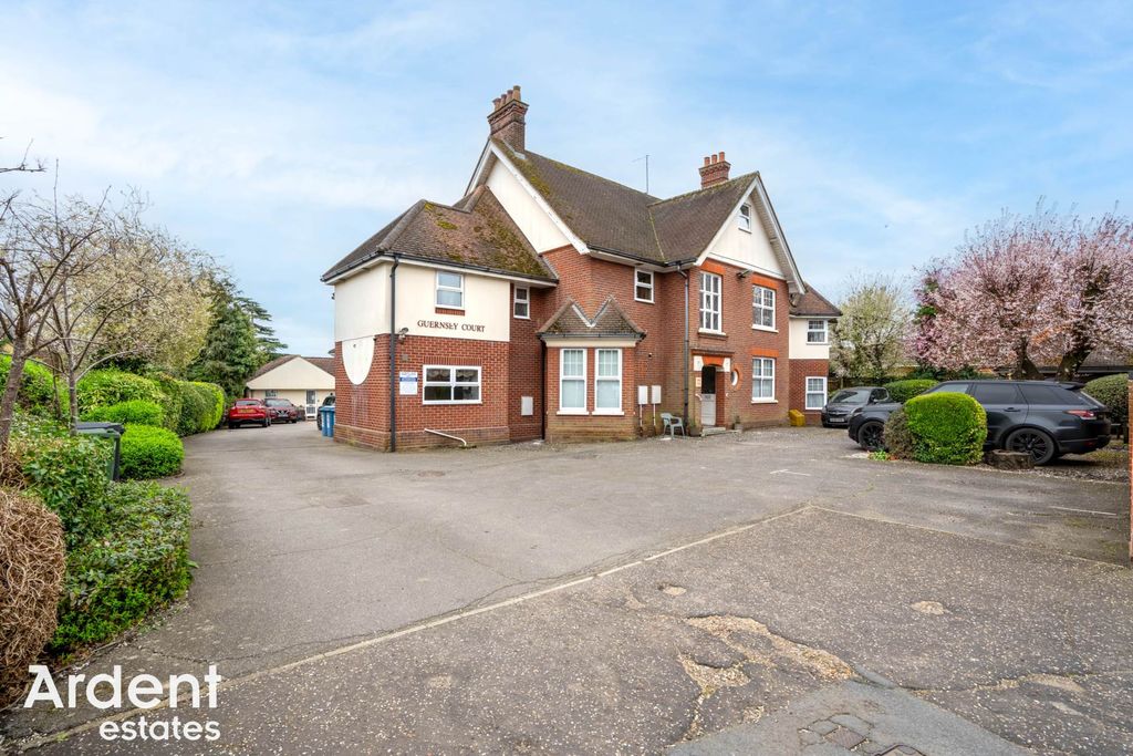 Property photo 1 of 16