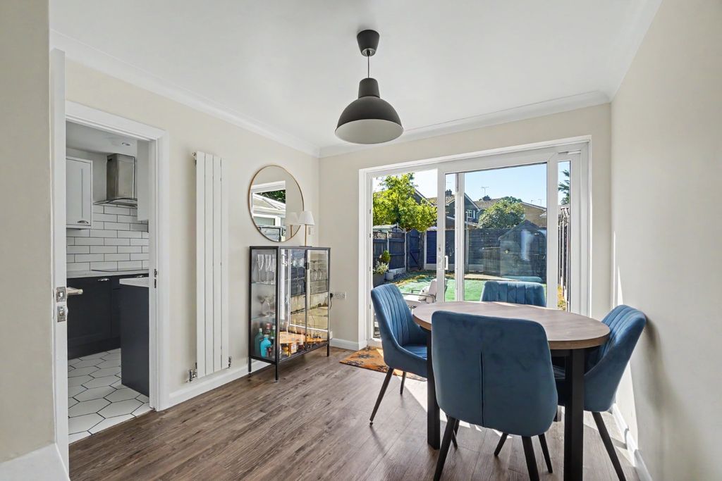 Property photo 3 of 16 5321327