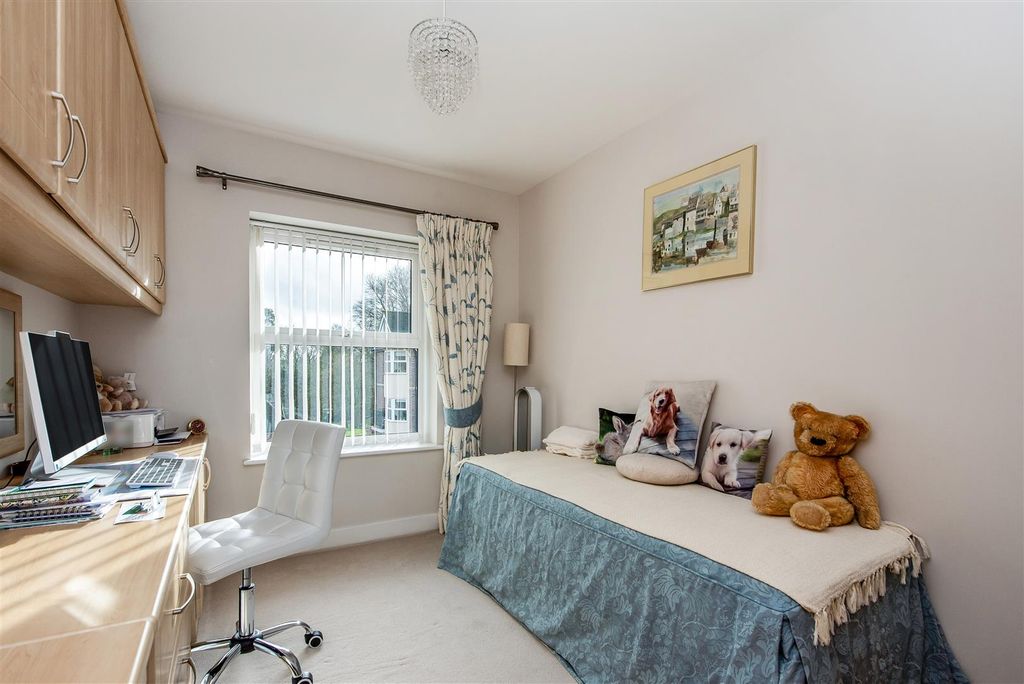 Additional image 13 of 2 bed flat for saleTudor Court, Bramshott Place, Liphook GU30
