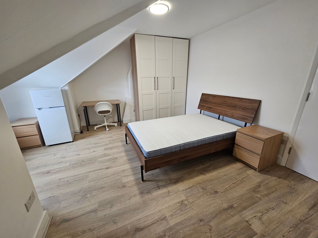 Property photo 2 of 3