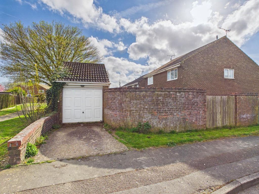 Property photo 2 of 15 Cam05010G0-Pr0069-Still004.Jpg