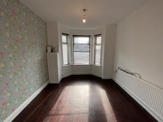 Property photo 2 of 20 Lounge