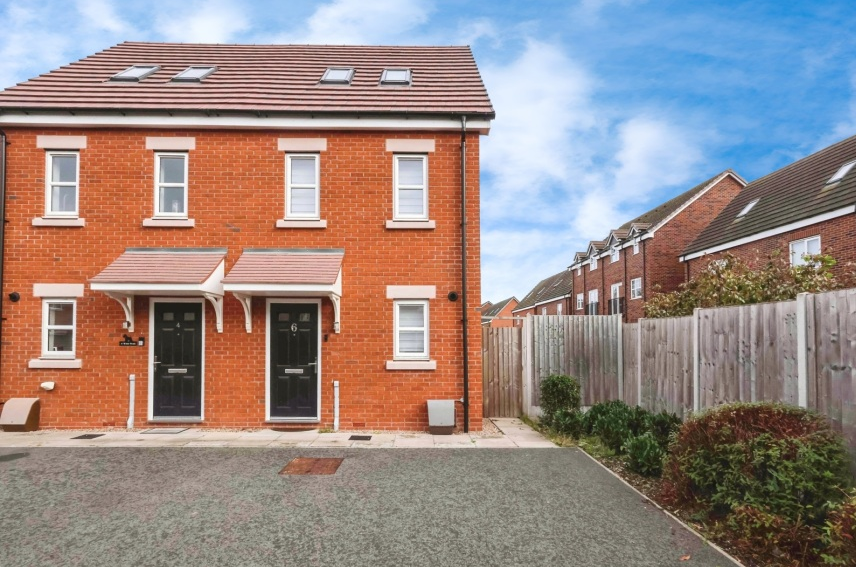 Property photo 1 of 13