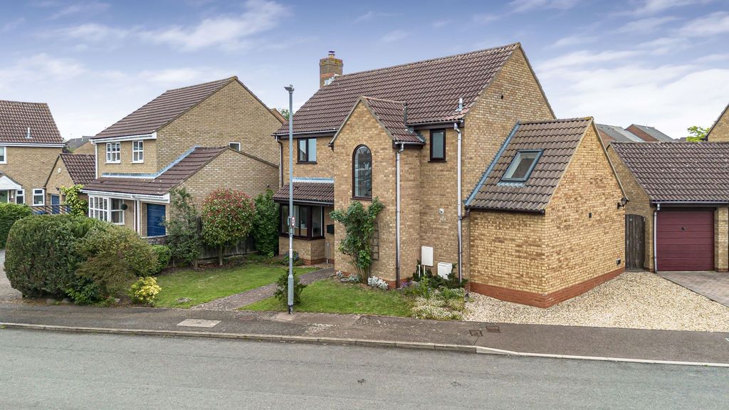 Property photo 1 of 33