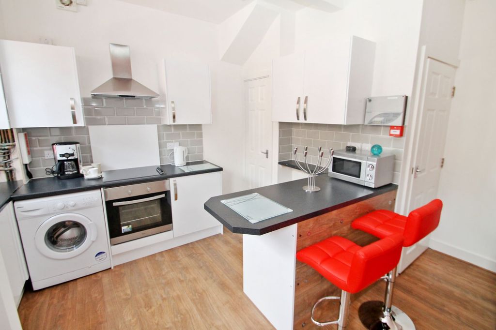 Property photo 2 of 9 Picture No. 03