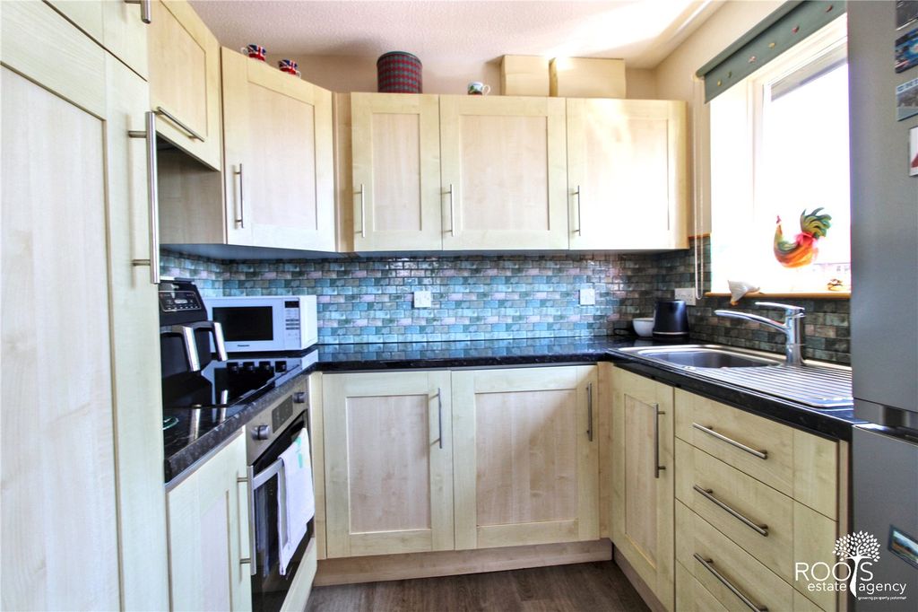 Property photo 2 of 8 Picture No. 07