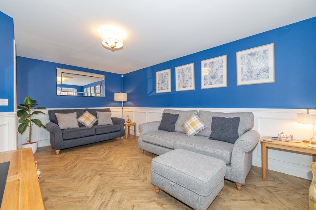 Property photo 2 of 23 Picture 2