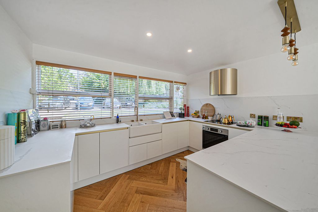 Property photo 3 of 24 1469739-5-6A478E1...