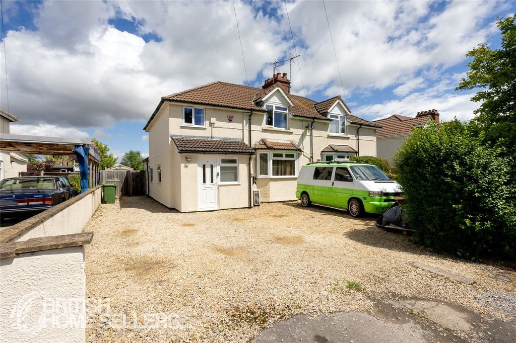 Property photo 1 of 28 Picture No. 45