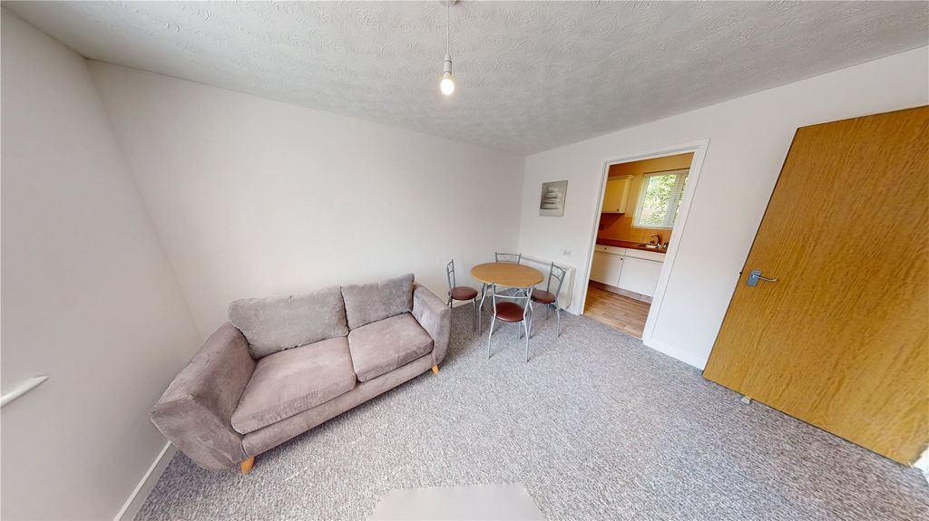 Property photo 3 of 7 Picture No. 08