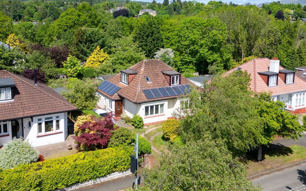 Property photo 1 of 33
