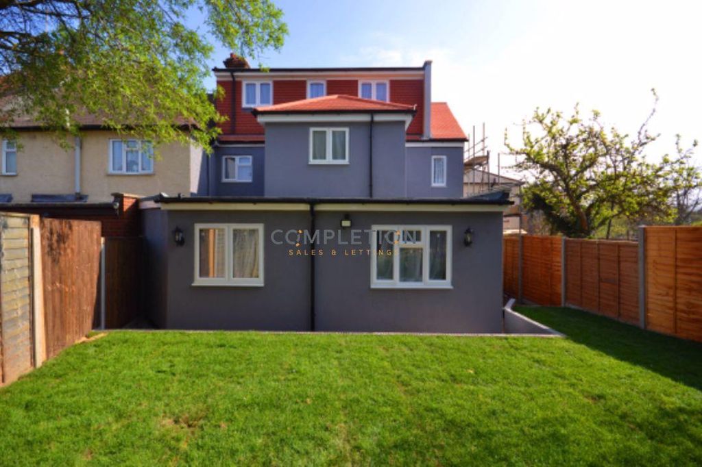 Property photo 1 of 23