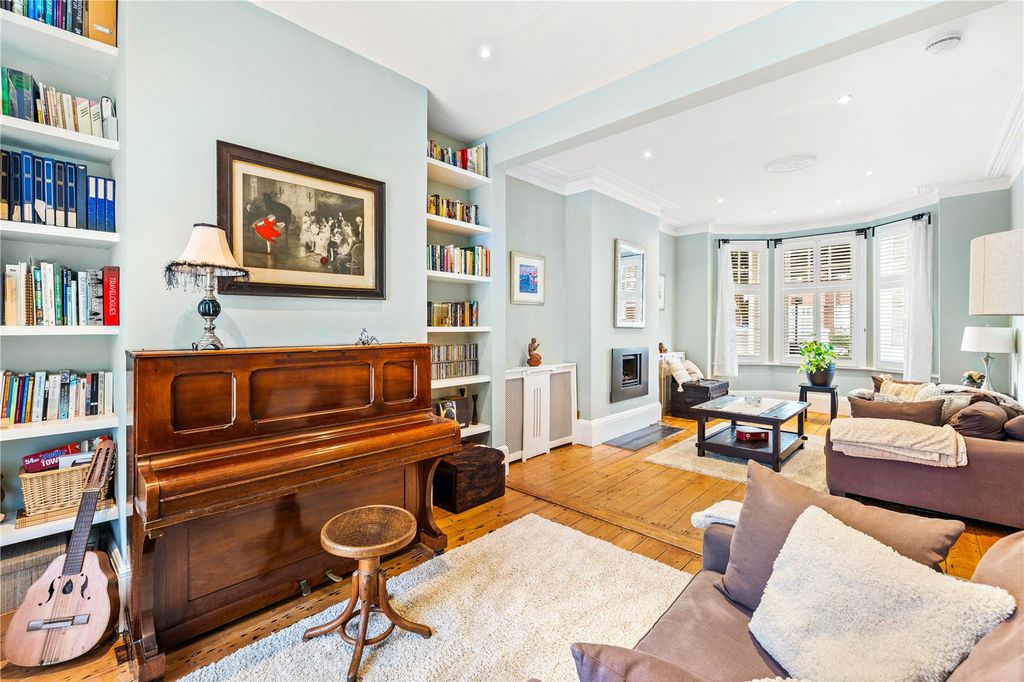 Property photo 3 of 34 Picture No. 62