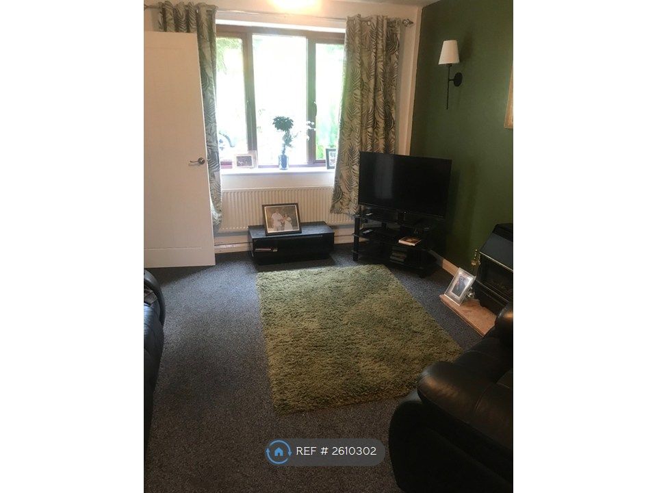 Property photo 2 of 3