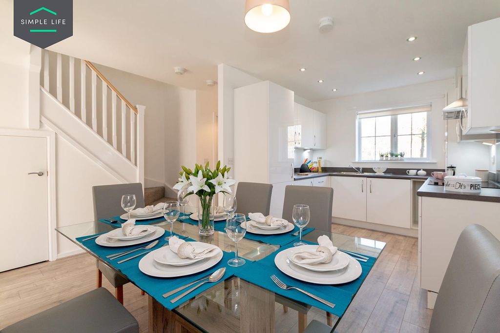 Property photo 2 of 10 Weaverc Dining.Jpg