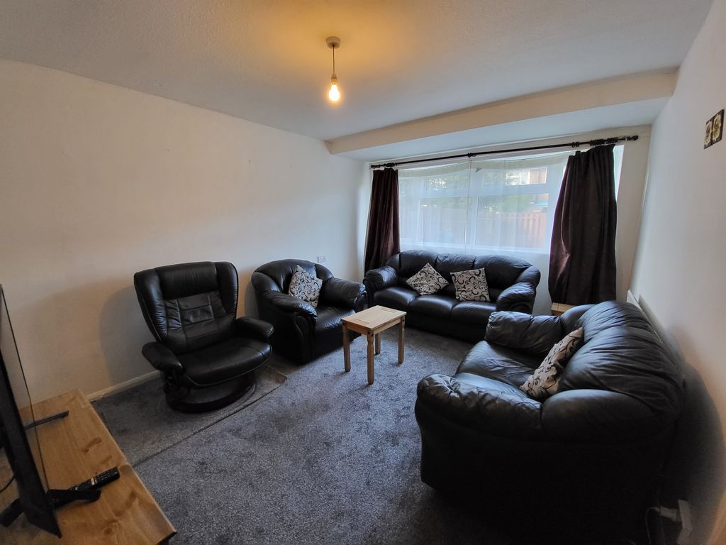 Property photo 2 of 18 Gallery