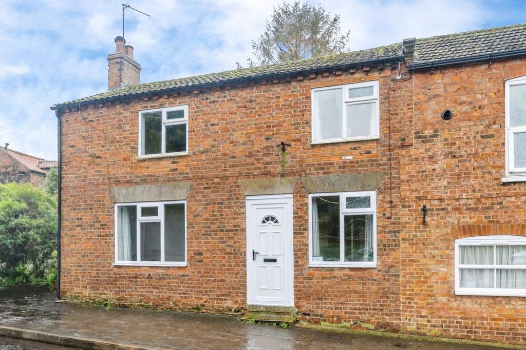 Property photo 2 of 16 Cottage