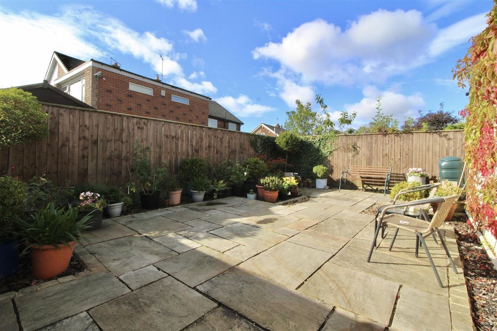 Property photo 2 of 30 External