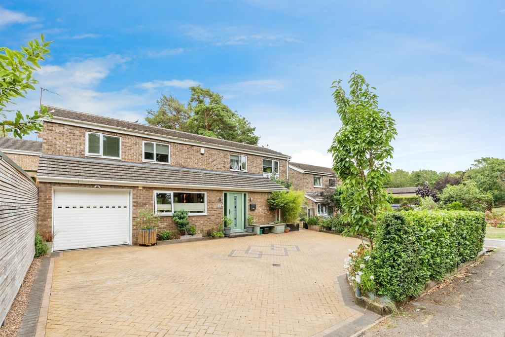 Property photo 1 of 17