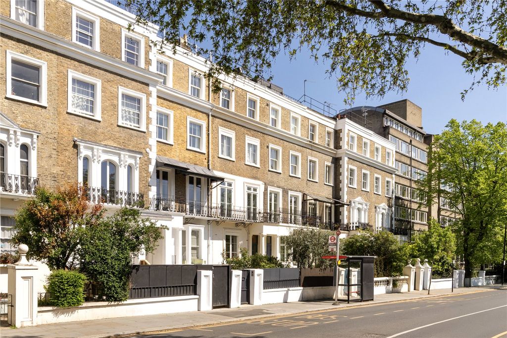 Property photo 1 of 28 Picture No. 04