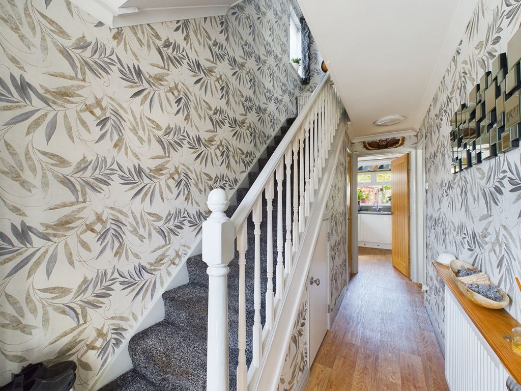Property photo 3 of 23