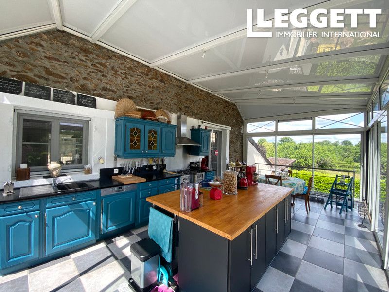 Property photo 3 of 10