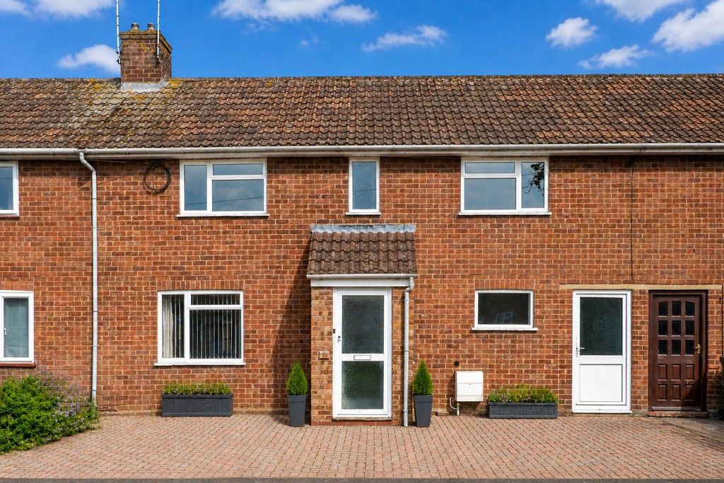 Property photo 1 of 13