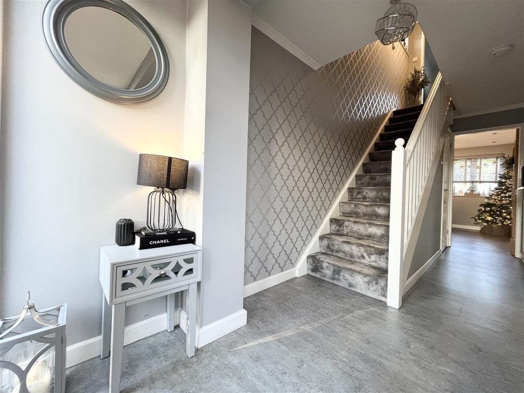 Property photo 3 of 34 20251216_142535486_Ios.Jpg