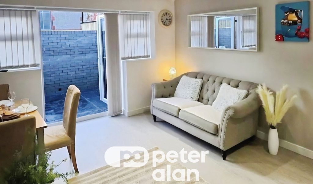 Property photo 3 of 10 Image