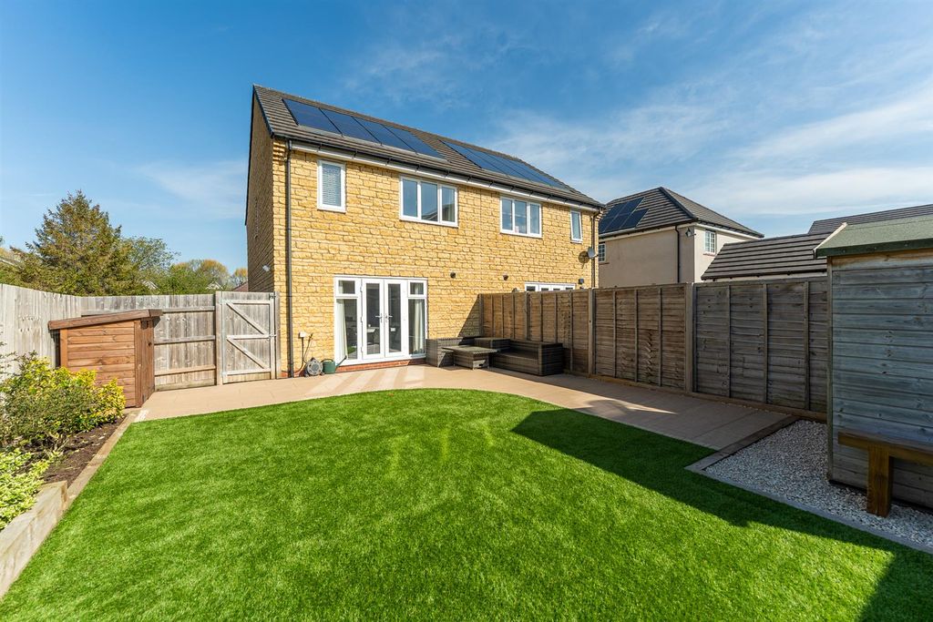 Property photo 2 of 20 Rear Garden