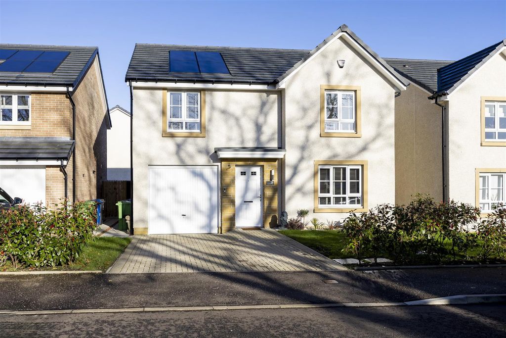 Property photo 1 of 27 28_Conacer_Drive_Glasgow_001.Jpg