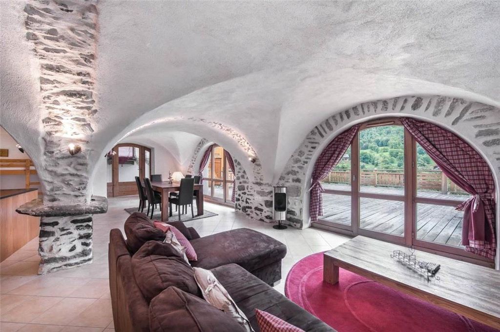 Property photo 2 of 6 For Sale Meribel