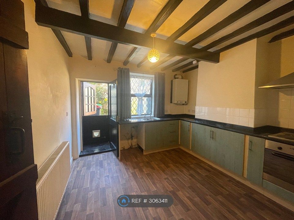 Property photo 1 of 9 Kitchen