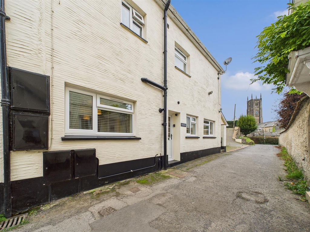 Property photo 1 of 24 Front