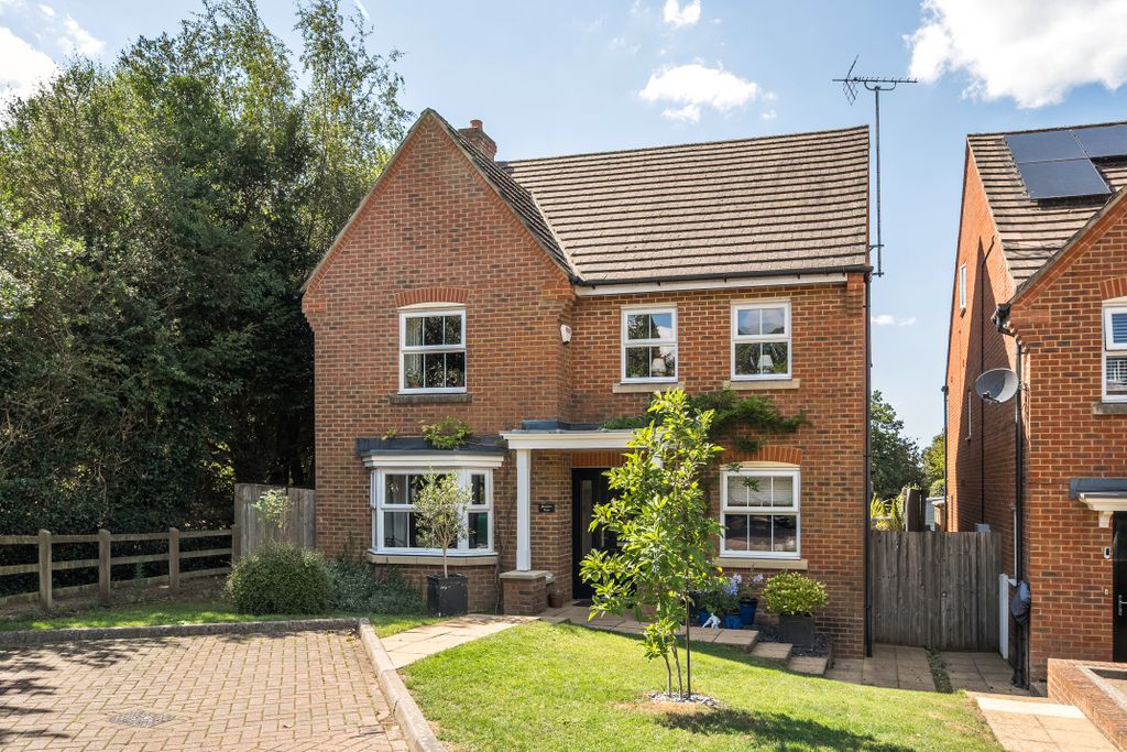 Property photo 1 of 24