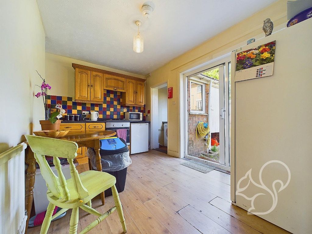 Property photo 3 of 17 Cam01659G0-Pr0142-Still008.Jpg