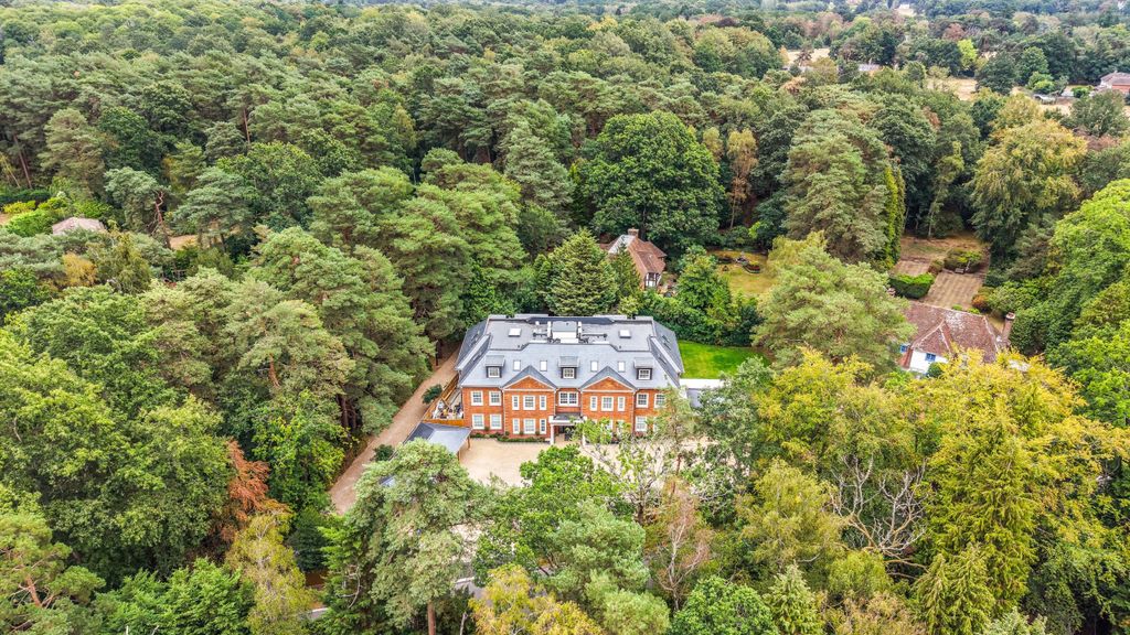 Property photo 1 of 14 Highveld