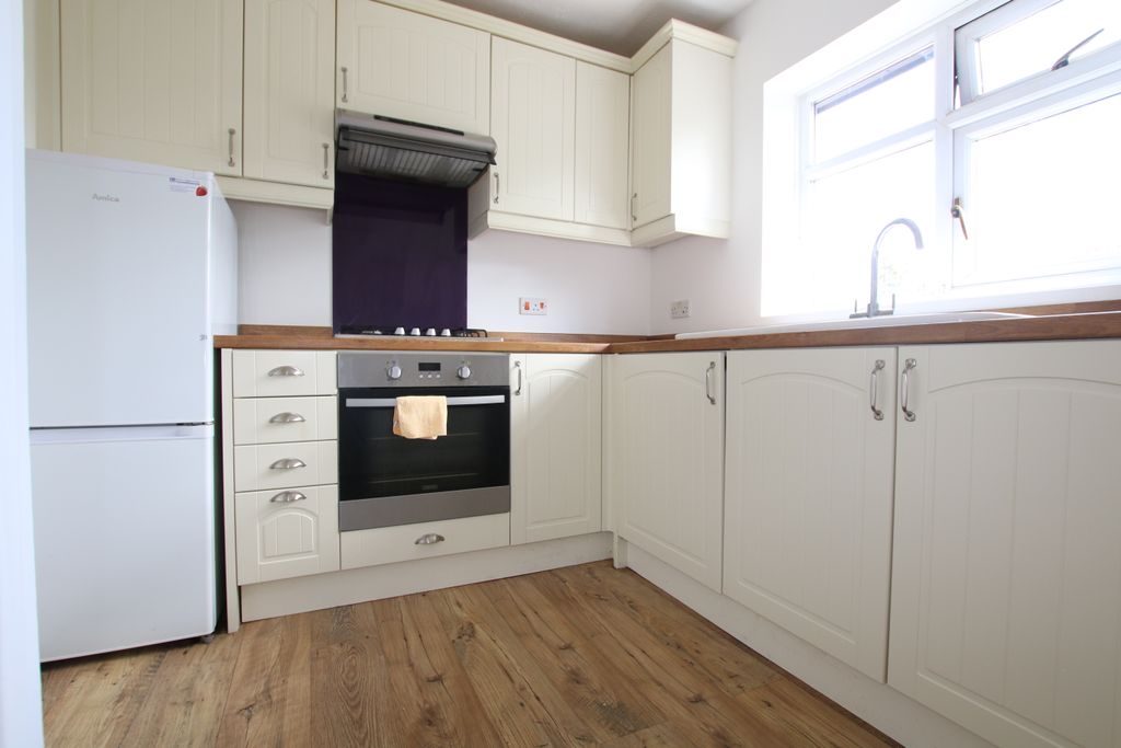 Property photo 1 of 5 Img_9951