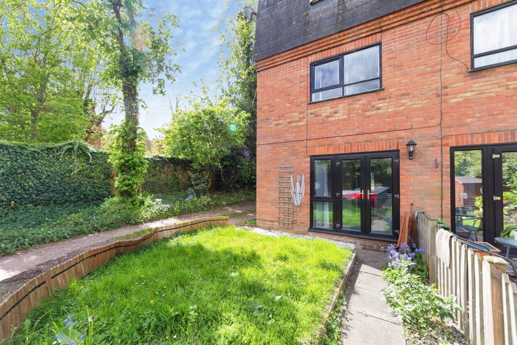 Property photo 3 of 16