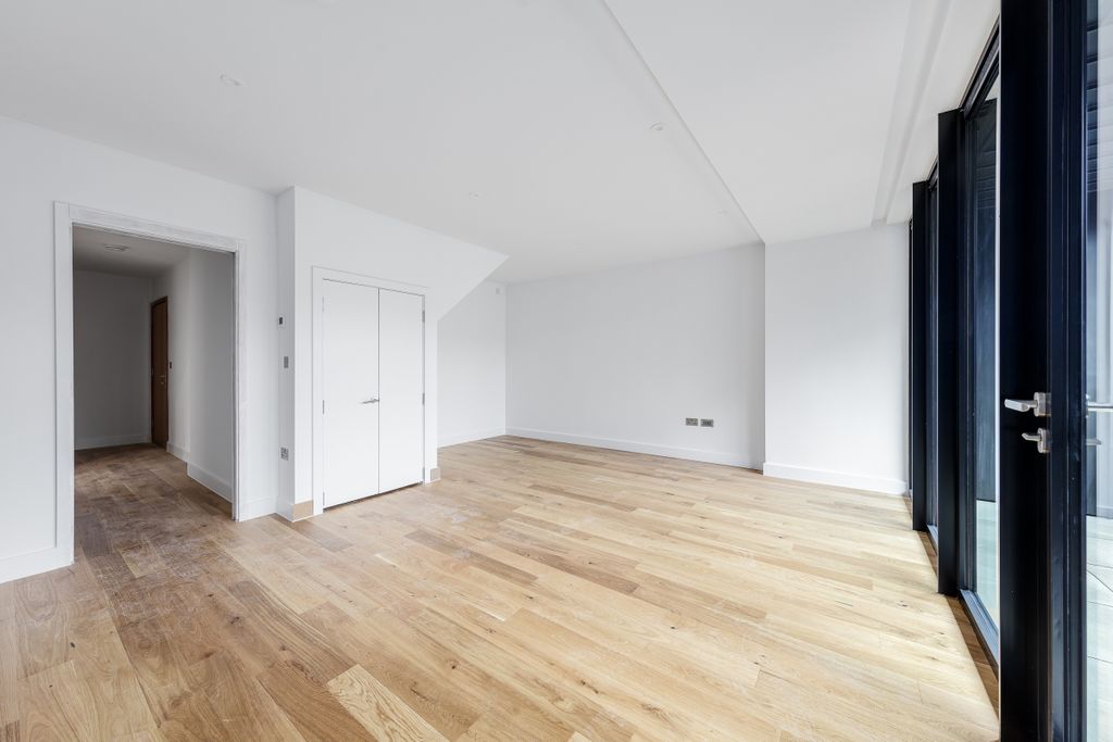 Property photo 3 of 14 094A6498-Hdr-Edit