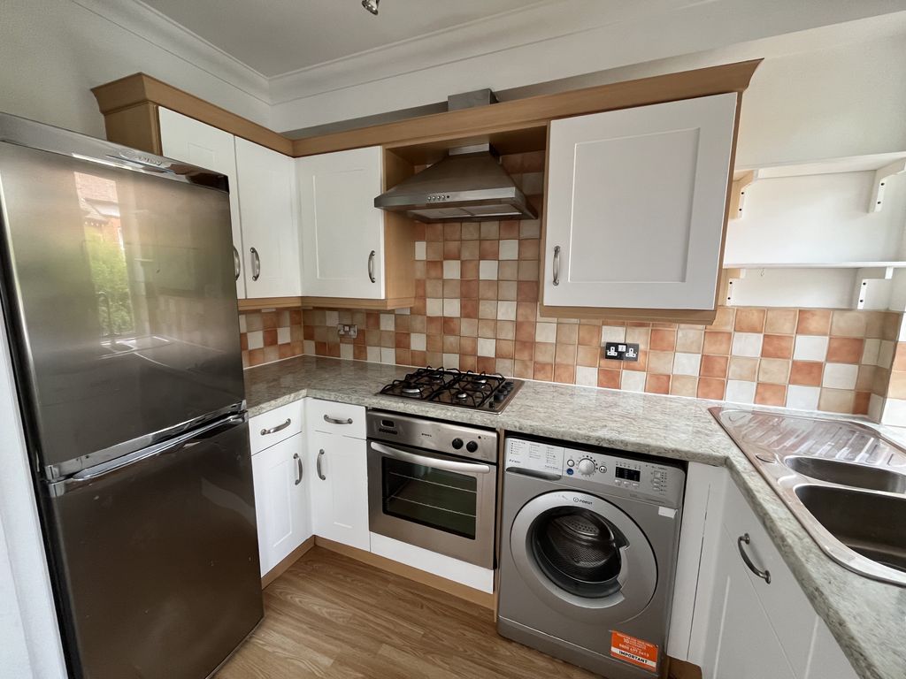 Property photo 3 of 8 Img_7243