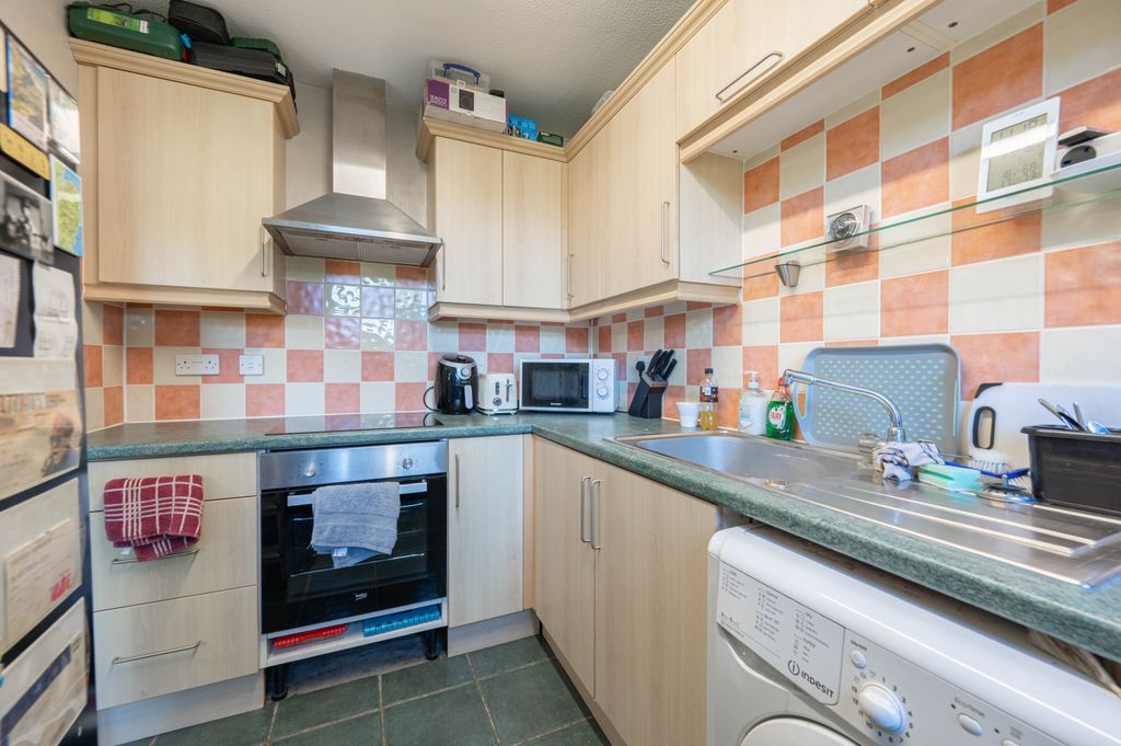 Property photo 3 of 8 Dsc_1929-Hdr