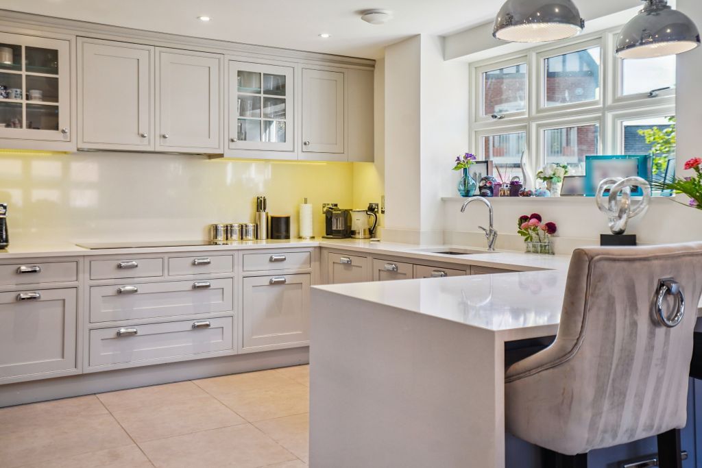 Property photo 3 of 22