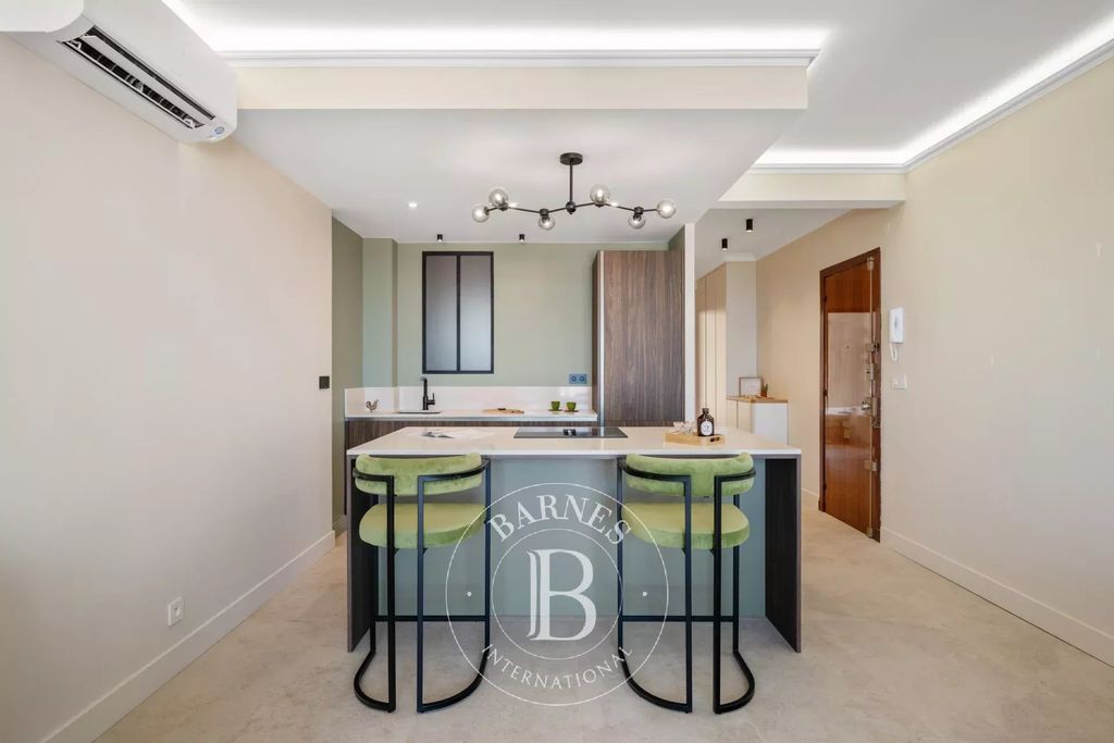 Property photo 3 of 37