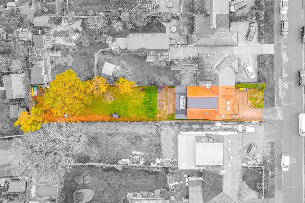 Property photo 3 of 22