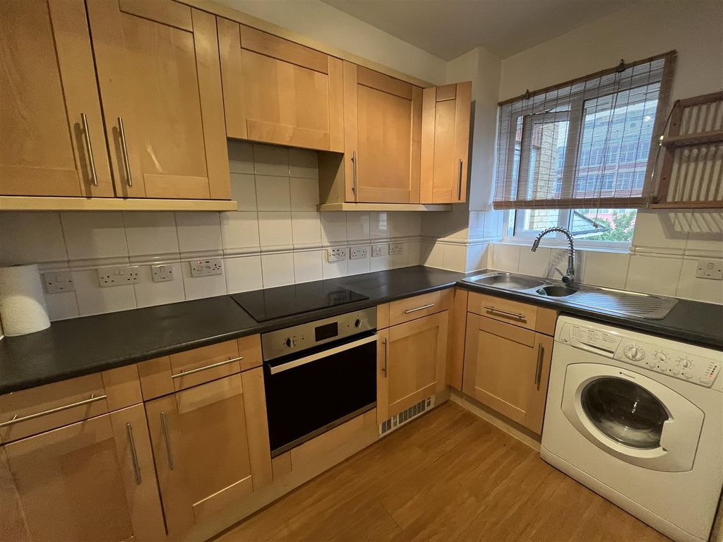 Property photo 3 of 8 Img_3616.Jpg