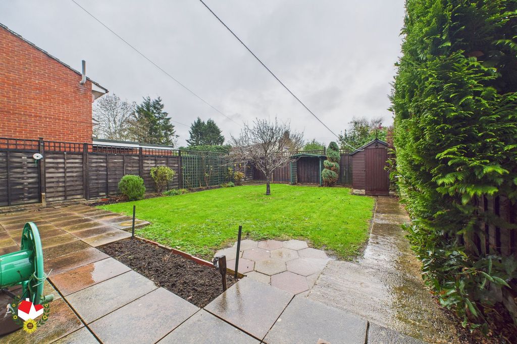 Property photo 2 of 10