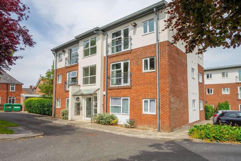 Property photo 1 of 11 Tp-1.Jpg
