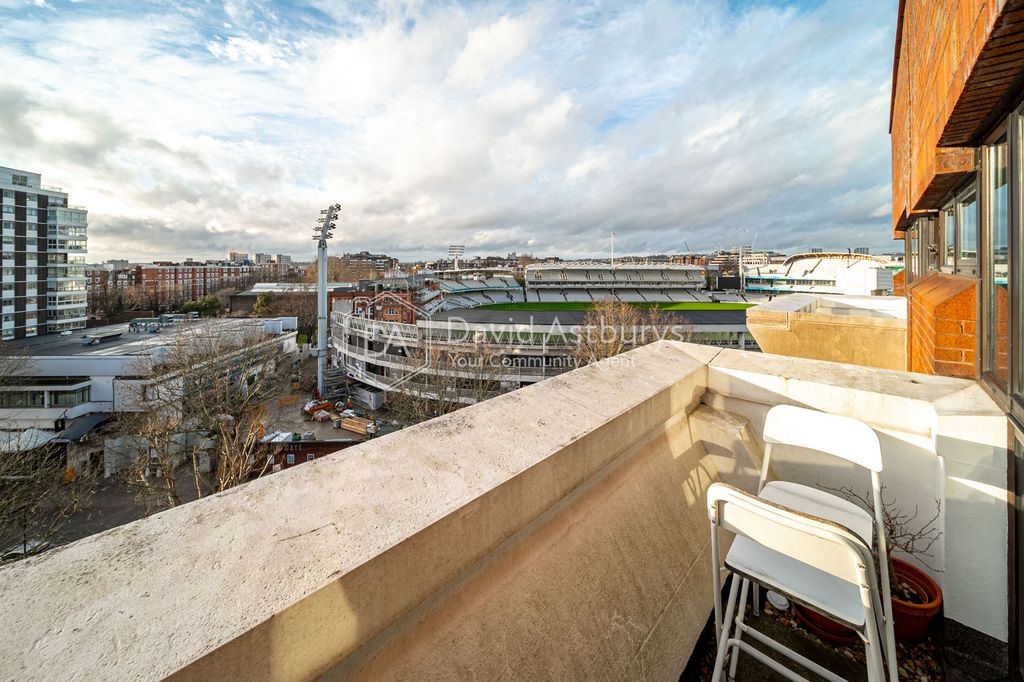 Property photo 3 of 10 Dsc03974